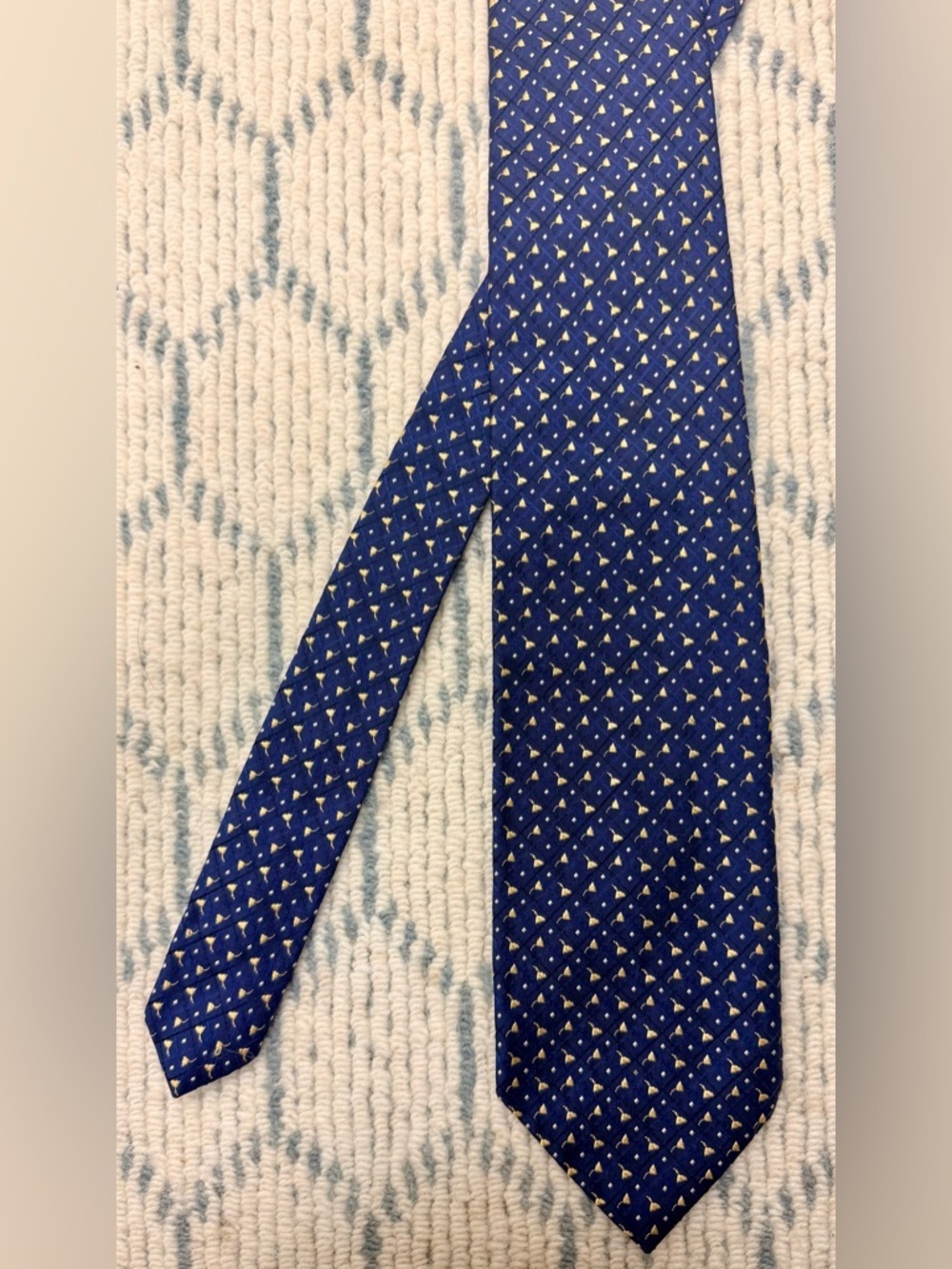 FLAMERS Mens 100% Silk Tie Navy Blue Gold Geometric Pattern Made in Italy Tie